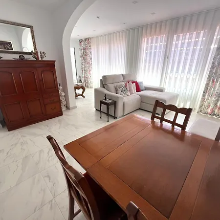 Seaview Retreat In The Heart Of Calp
